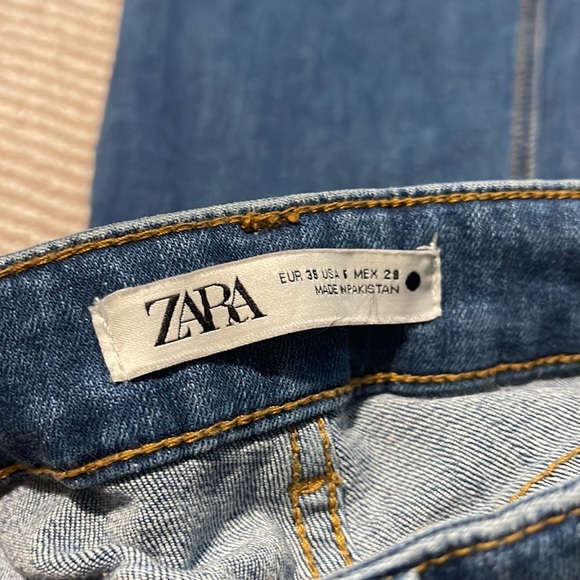 ZARA STRETCH BOOTCUT JEANS - Picture 4 of 4